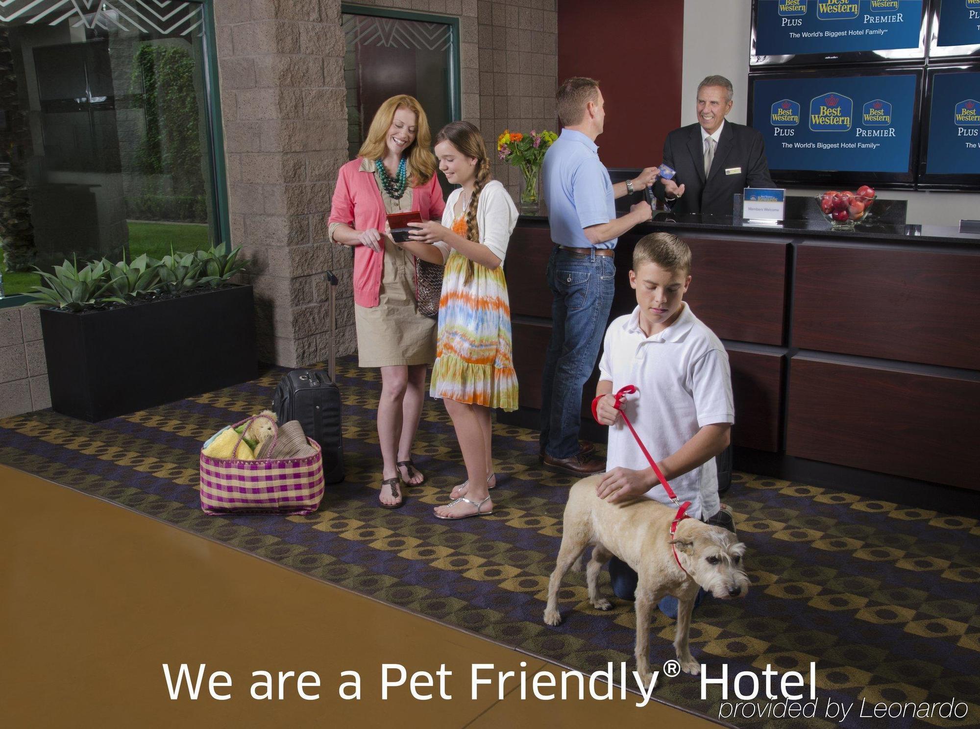 Best Western Historic Фредерик Екстериор снимка