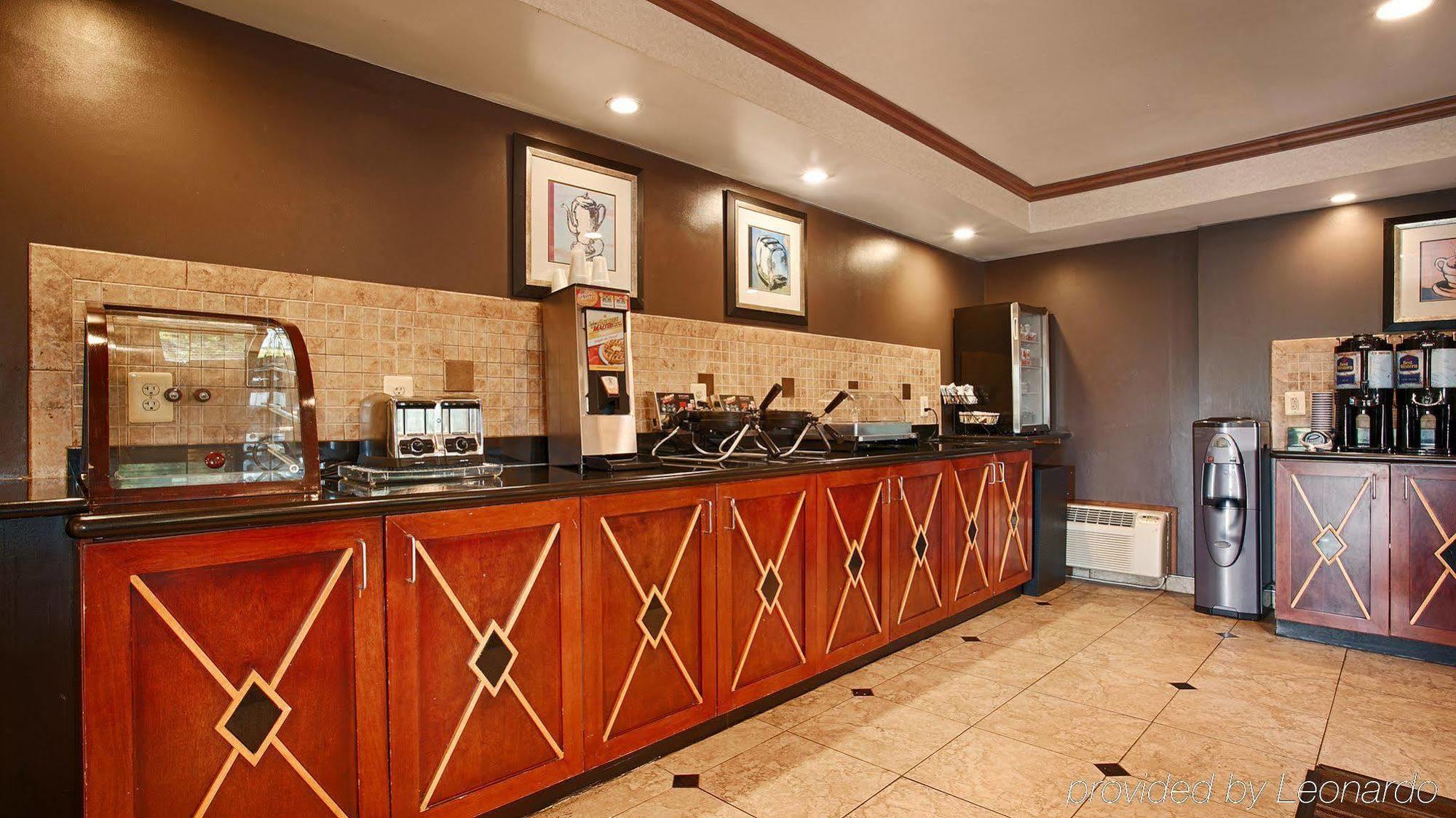 Best Western Historic Фредерик Екстериор снимка