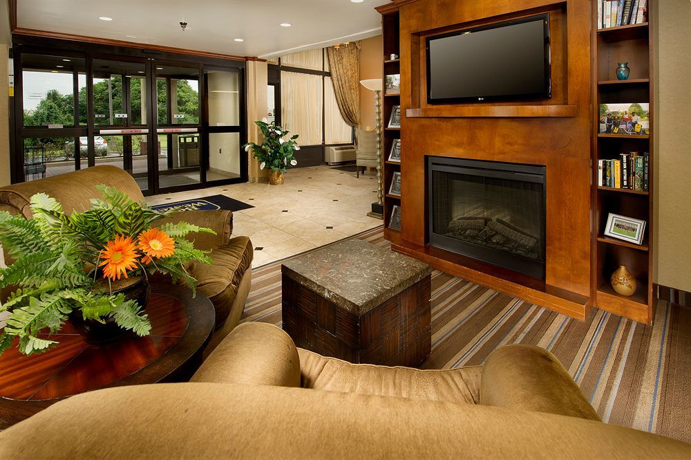 Best Western Historic Фредерик Екстериор снимка