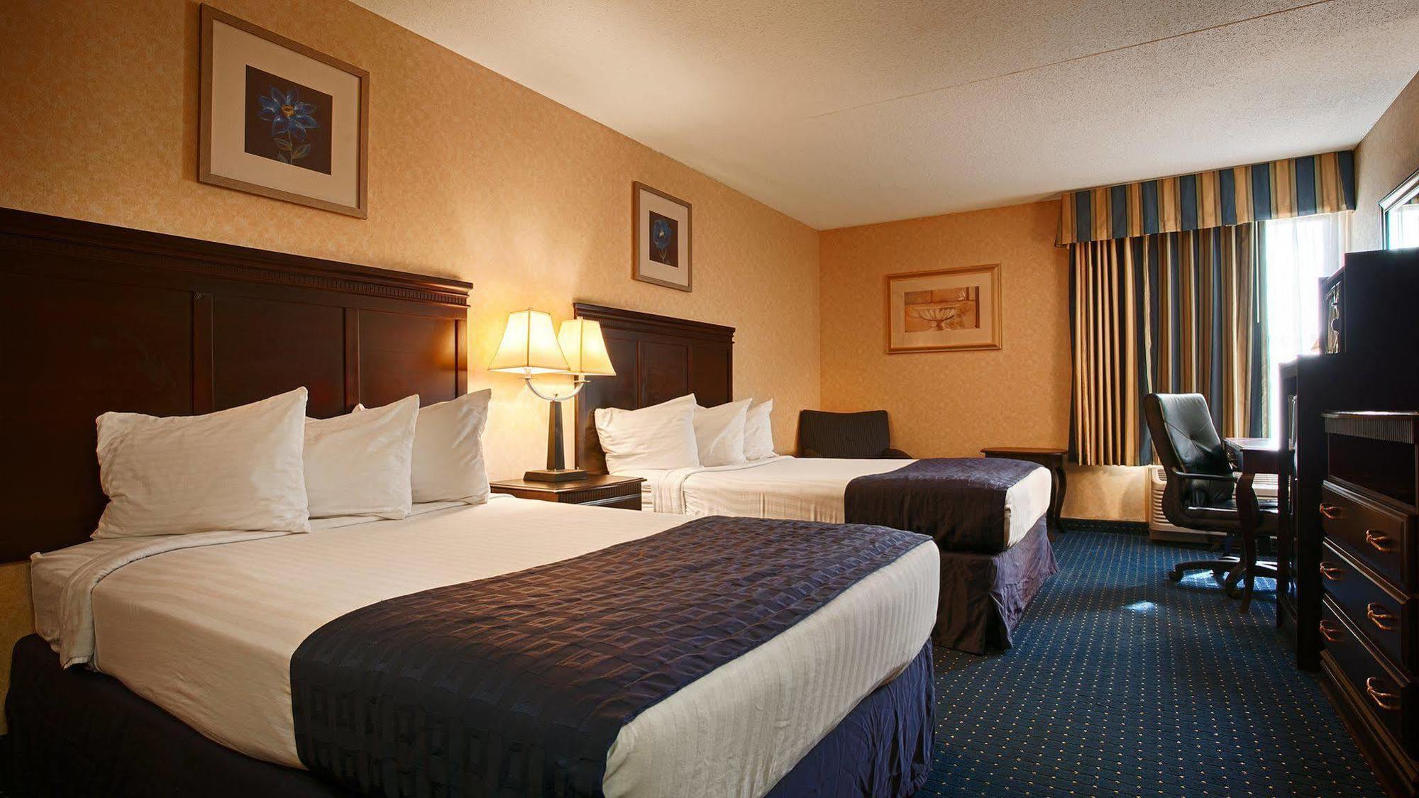 Best Western Historic Фредерик Екстериор снимка