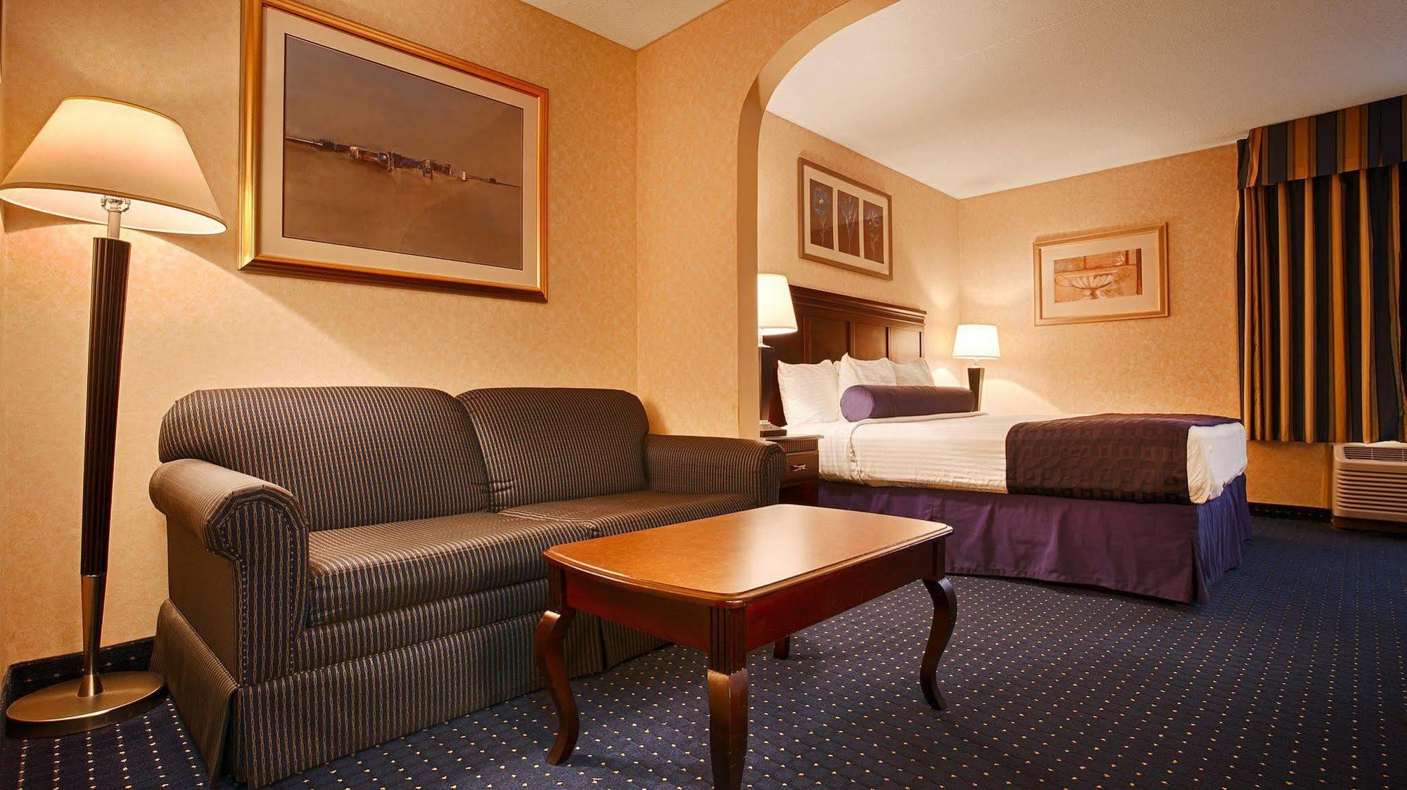 Best Western Historic Фредерик Екстериор снимка
