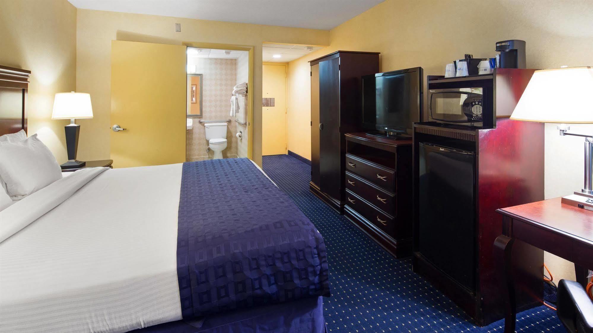 Best Western Historic Фредерик Екстериор снимка